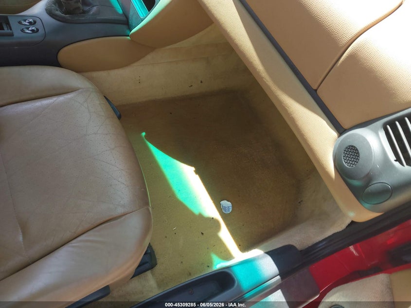 1997 Porsche Boxster VIN WP0CA298XVS624298 IAAI salvage auction — WATER/FLOOD, Salvage (Mississippi), sold $2,600 on 2026-07-17 (photo 6)