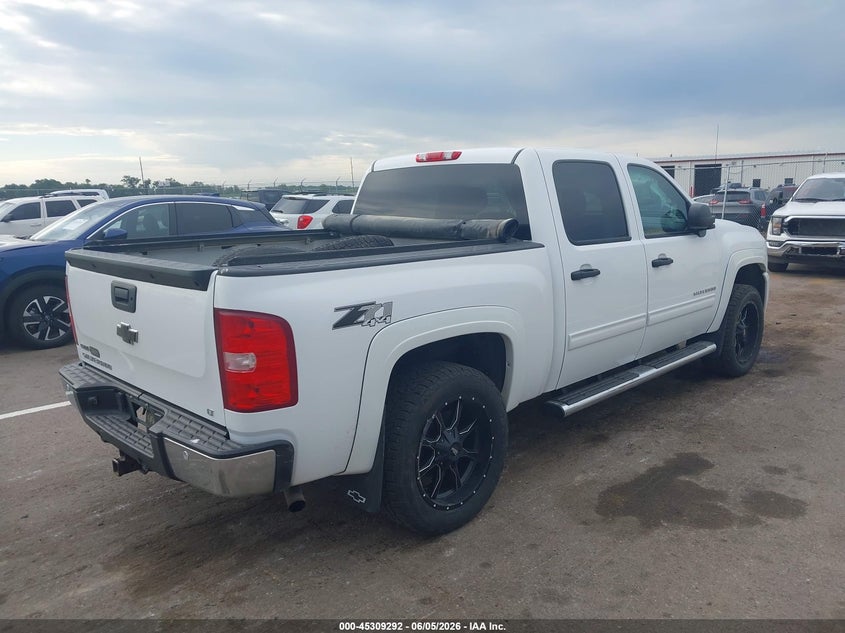 2011 Chevrolet Silverado 1500 VIN 3GCPKSE32BG208998 IAAI salvage auction — FRONT END, Regular (South Dakota), sold $2,650 on 2026-07-10 (photo 4)