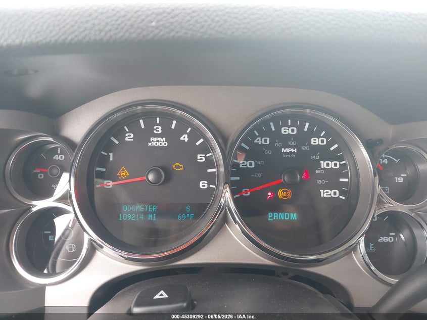 2011 Chevrolet Silverado 1500 VIN 3GCPKSE32BG208998 IAAI salvage auction — FRONT END, Regular (South Dakota), sold $2,650 on 2026-07-10 (photo 7)