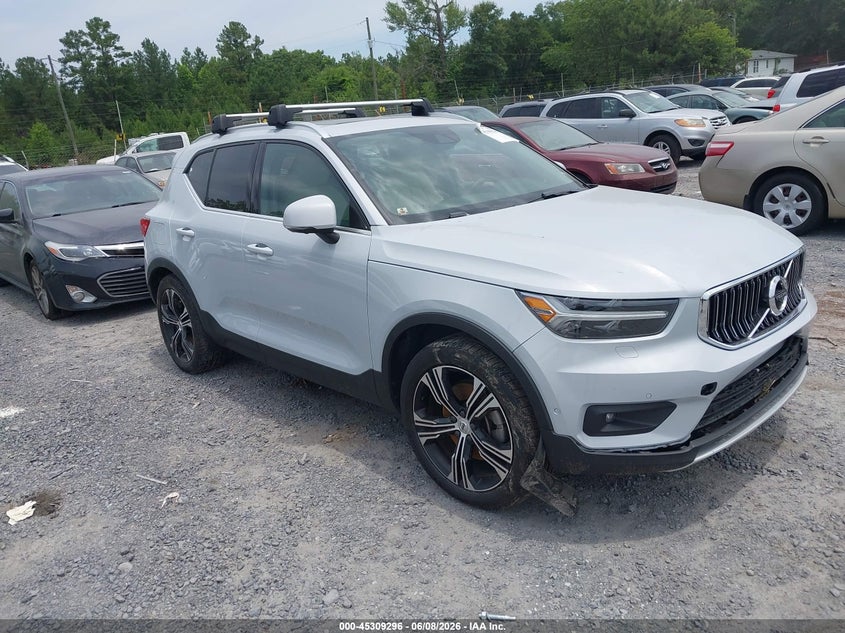 2022 Volvo Xc40 VIN YV4162UL6N2641875 IAAI salvage auction — WATER/FLOOD, Salvage (South Carolina), sold $3,450 on 2026-07-28 (photo 1)