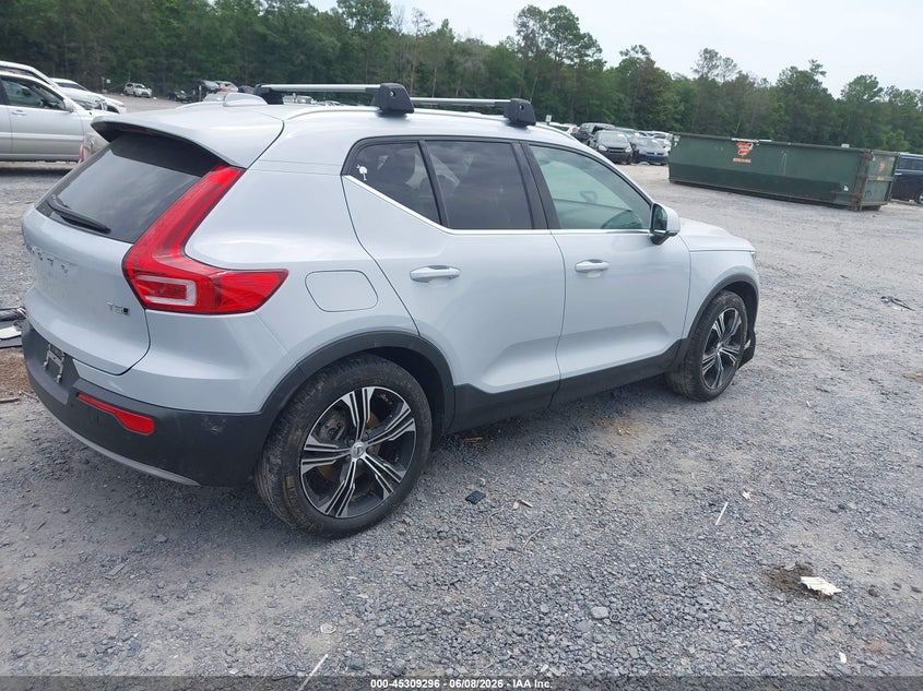 2022 Volvo Xc40 VIN YV4162UL6N2641875 IAAI salvage auction — WATER/FLOOD, Salvage (South Carolina), sold $3,450 on 2026-07-28 (photo 4)