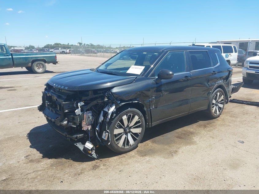 2025 Mitsubishi Outlander VIN JA4J4VA89SZ053430 IAAI salvage auction — FRONT END, Regular (South Dakota), sold $8,800 on 2026-07-21 (photo 2)