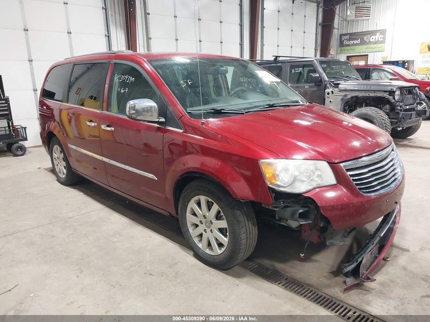 2012 Chrysler Town & country VIN 2C4RC1CG7CR303347 IAAI salvage auction — FRONT END, Certificate Of Title (Nebraska), sold $725 on 2026-07-22 (photo 1)