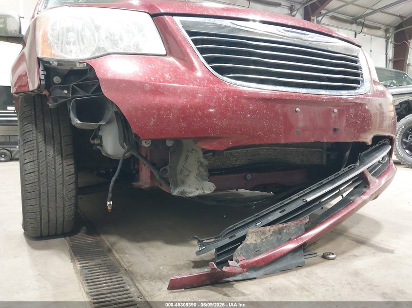 2012 Chrysler Town & country VIN 2C4RC1CG7CR303347 IAAI salvage auction — FRONT END, Certificate Of Title (Nebraska), sold $650 on 2026-07-22 (photo 6)