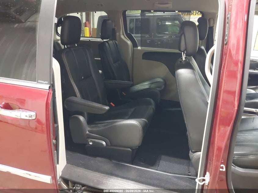 2012 Chrysler Town & country VIN 2C4RC1CG7CR303347 IAAI salvage auction — FRONT END, Certificate Of Title (Nebraska), sold $650 on 2026-07-22 (photo 8)