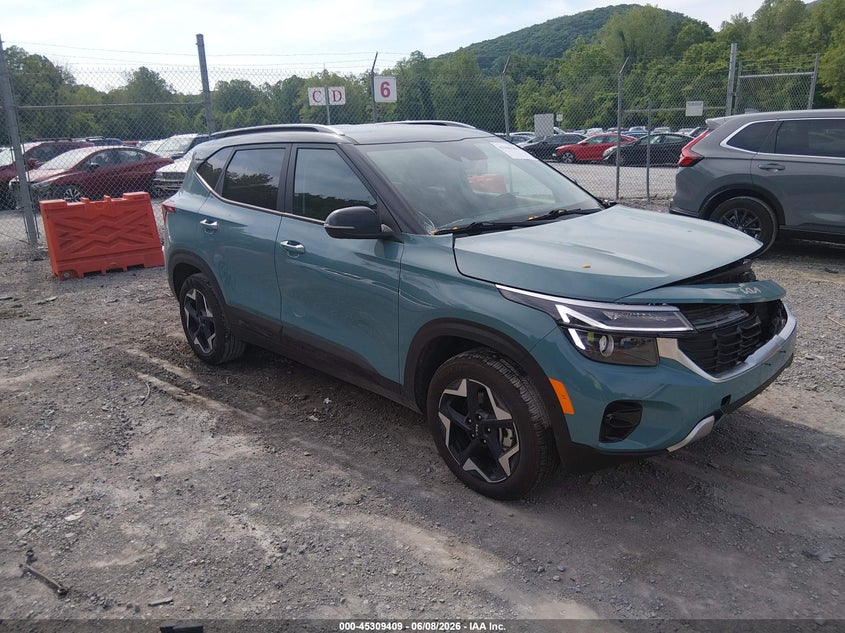 2026 Kia Seltos VIN KNDEUCAA8T7873915 IAAI salvage auction — FRONT END, Salvage Title, sold $12,300 on 2026-07-07 (photo 1)