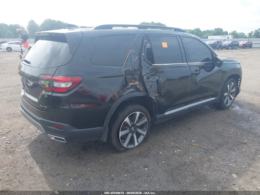 2025 Honda Pilot VIN 5FNYG1H81SB072618 IAAI salvage auction — ROLLOVER, Wait Title, sold $10,150 on 2026-09-02 (photo 4)