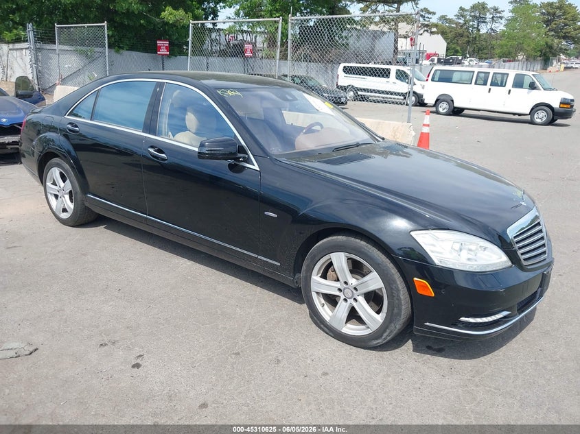 2012 Mercedes-benz S-klasse VIN WDDNG9EB4CA487515 IAAI salvage auction — FRONT END, Salvage Title, sold $3,175 on 2026-07-14 (photo 1)