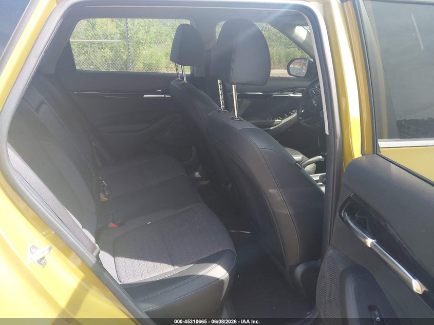 2024 Kia Seltos VIN KNDEUCAA1R7618998 IAAI salvage auction — RIGHT SIDE, Salvage Title, sold $6,200 on 2026-07-28 (photo 8)