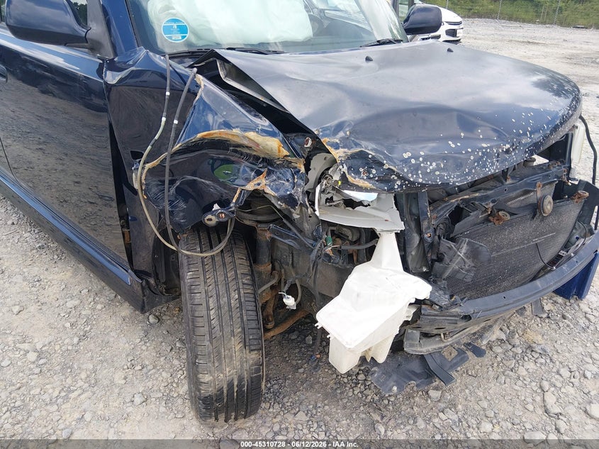 2006 Scion Xb VIN JTLKT324164041700 IAAI salvage auction — RIGHT FRONT, Salvage (West Virginia), sold $100 on 2026-07-29 (photo 6)