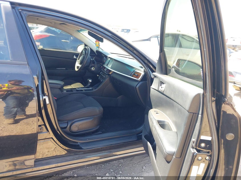 2019 Kia Optima VIN 5XXGT4L34KG371103 IAAI salvage auction — LEFT REAR, Salvage Title, sold $1,400 on 2026-07-21 (photo 5)