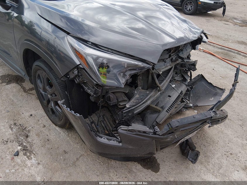 2024 Subaru Ascent VIN 4S4WMAKD8R3406829 IAAI salvage auction — FRONT END, Salvage (New Mexico), sold $7,000 on 2026-08-17 (photo 6)
