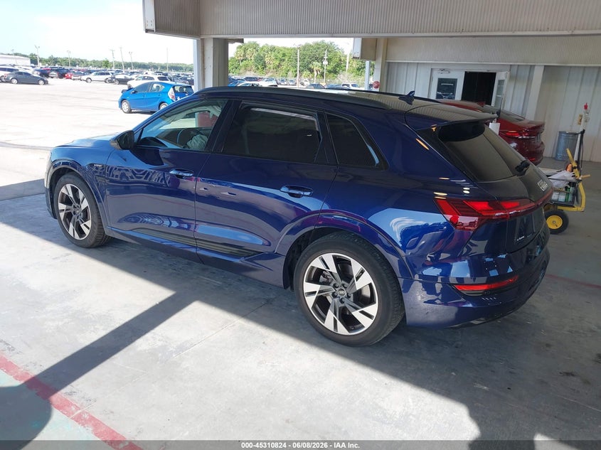 2022 Audi E-tron VIN WA1AAAGE0NB025995 IAAI salvage auction — FRONT END, Salvage Title, sold $8,200 on 2026-07-29 (photo 3)