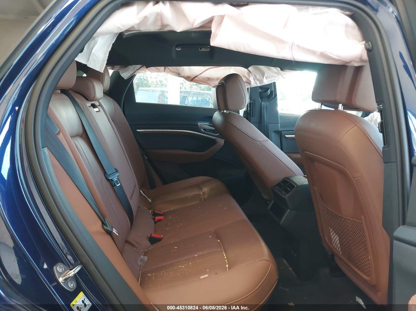 2022 Audi E-tron VIN WA1AAAGE0NB025995 IAAI salvage auction — FRONT END, Salvage Title, sold $8,200 on 2026-07-29 (photo 8)