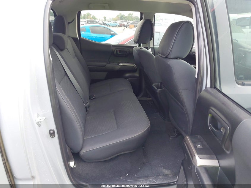 2021 Toyota Tacoma VIN 5TFCZ5AN5MX270283 IAAI salvage auction — NORMAL WEAR, Original (Texas), sold $20,150 on 2026-07-22 (photo 8)