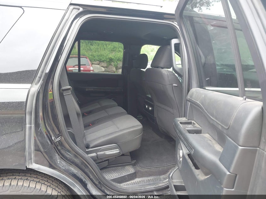 2021 Ford Expedition VIN 1FMJU1GT2MEA50045 IAAI salvage auction — NORMAL WEAR, Sf97 (Minnesota), sold $17,600 on 2026-07-20 (photo 8)