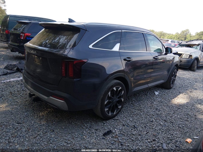 2025 Kia Sorento VIN 5XYRH4JF4SG377888 IAAI salvage auction — FRONT END, Salvage (South Carolina), sold $8,400 on 2026-08-02 (photo 4)