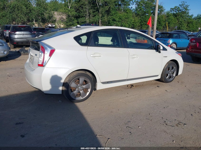 2015 Toyota Prius VIN JTDKN3DU1F0410789 IAAI salvage auction — LEFT FRONT, Salvage (New Hampshire), sold $2,200 on 2026-07-22 (photo 4)