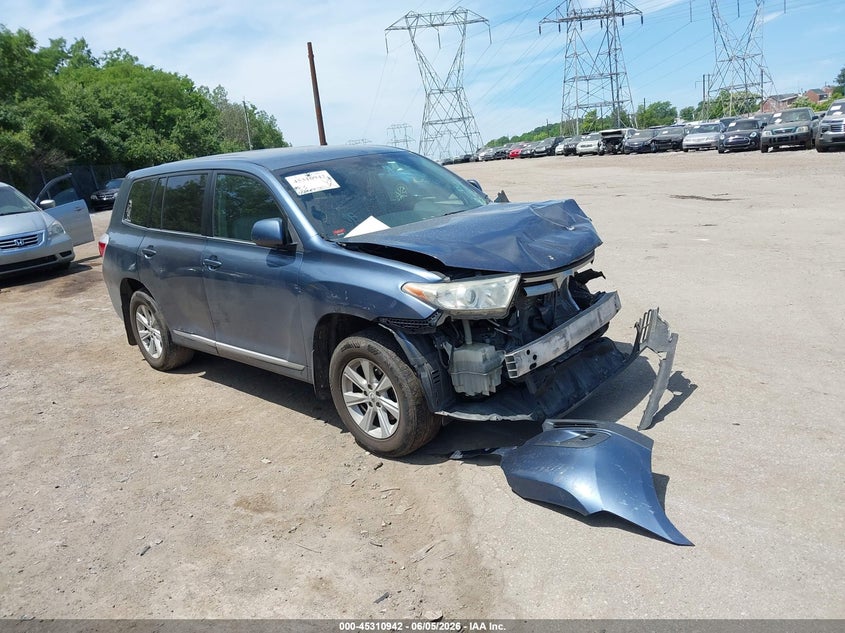 2013 Toyota Highlander VIN 5TDBK3EH5DS182607 IAAI salvage auction — FRONT END, Salvage Title, sold $1,750 on 2026-07-10 (photo 1)