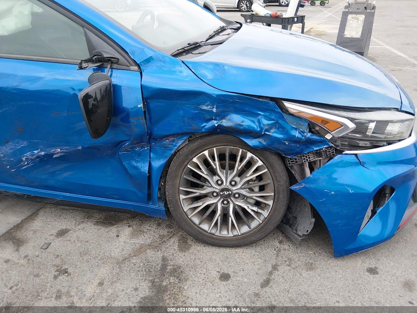 2023 Kia Forte VIN 3KPF54AD6PE531600 IAAI salvage auction — SIDE, Salvage Title, sold $2,750 on 2026-07-11 (photo 6)