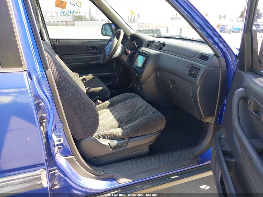 2001 Honda Cr-v VIN JHLRD28431C002231 IAAI salvage auction — BIO HAZARD, Salvage (California), sold $700 on 2026-07-08 (photo 5)