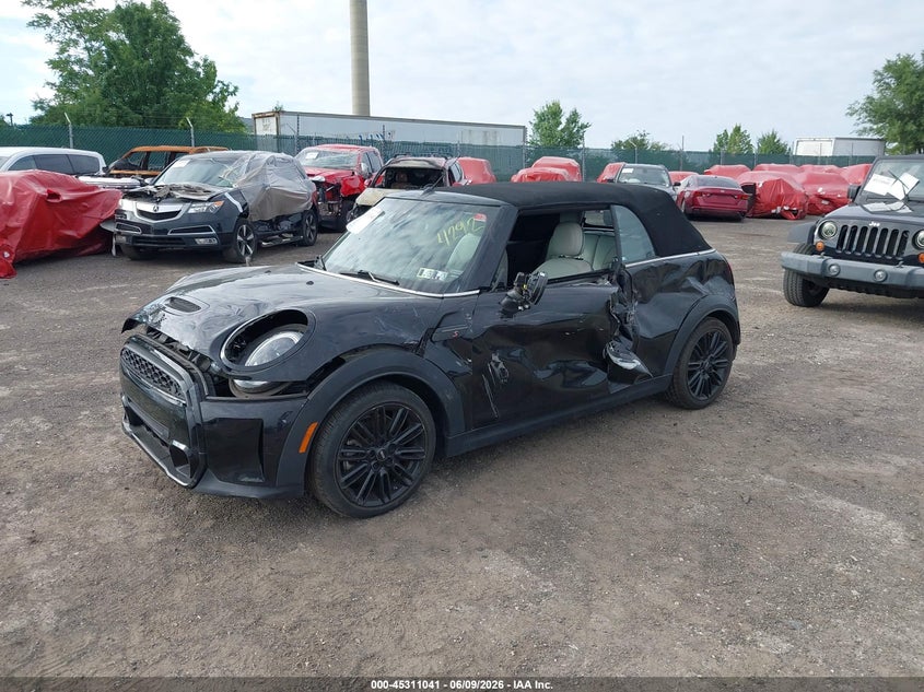 2022 Mini Convertible VIN WMW43DL02N3N46684 IAAI salvage auction — SIDE, Salvage Title, sold $4,050 on 2026-07-24 (photo 2)