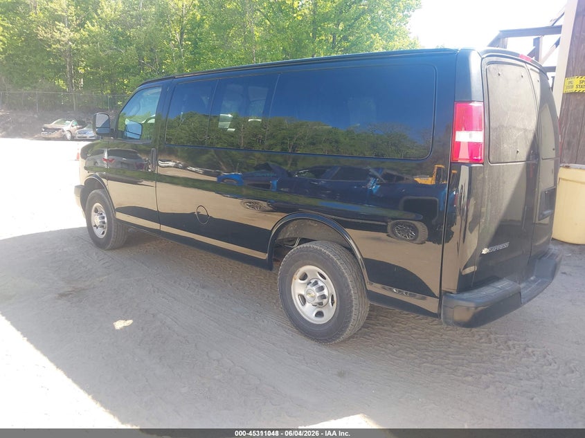 2020 Chevrolet Express 2500 VIN 1GAWGEFP1L1259627 IAAI salvage auction — NORMAL WEAR, Sf97 (Vermont), sold $16,200 on 2026-07-31 (photo 3)