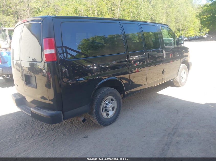 2020 Chevrolet Express 2500 VIN 1GAWGEFP1L1259627 IAAI salvage auction — NORMAL WEAR, Sf97 (Vermont), sold $16,200 on 2026-07-31 (photo 4)