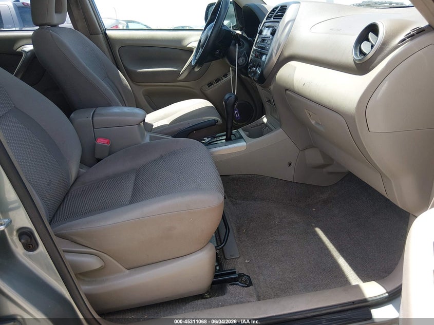 2004 Toyota Rav 4 VIN JTEGD20V340029746 IAAI salvage auction — NORMAL WEAR, Clear (New Mexico), sold $750 on 2026-07-20 (photo 5)