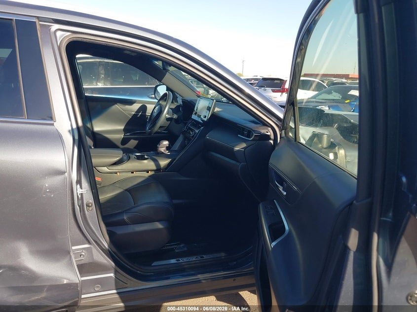 2021 Toyota Venza VIN JTEAAAAH5MJ027878 IAAI salvage auction — FRONT END, Salvage Title, sold $6,550 on 2026-07-28 (photo 5)