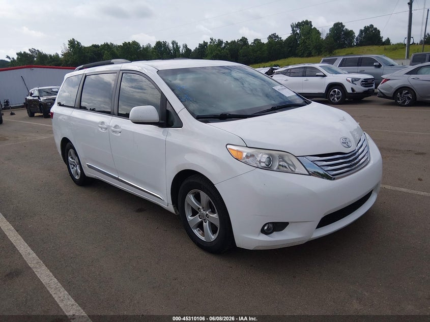 2015 Toyota Sienna VIN 5TDKK3DC5FS663210 IAAI salvage auction — LEFT FRONT, Salvage Title, sold $3,750 on 2026-07-16 (photo 1)