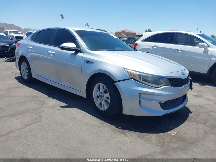 2018 Kia Optima VIN 5XXGT4L39JG232969 IAAI salvage auction — LEFT FRONT, Salvage Title, sold $2,050 on 2026-07-25 (photo 1)