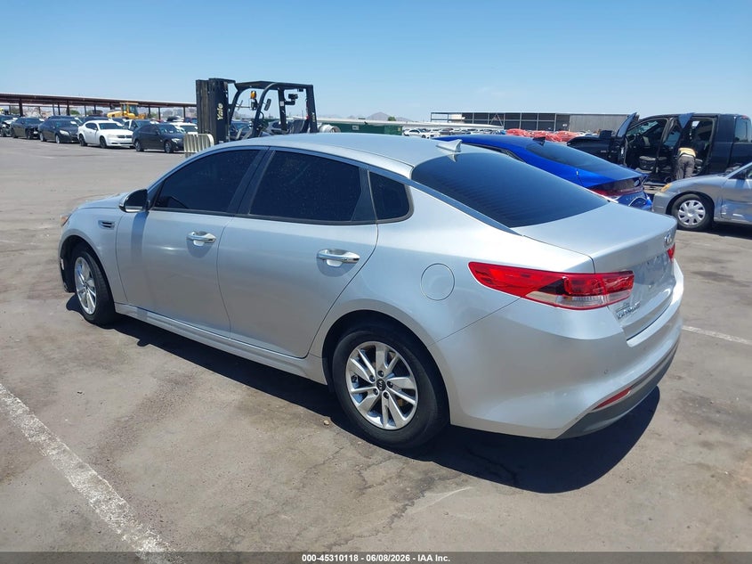 2018 Kia Optima VIN 5XXGT4L39JG232969 IAAI salvage auction — LEFT FRONT, Salvage Title, sold $2,050 on 2026-07-25 (photo 3)