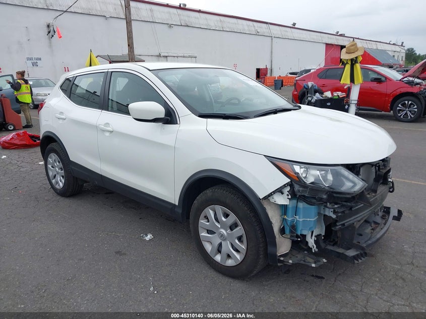 2019 Nissan Rogue VIN JN1BJ1CR7KW341209 IAAI salvage auction — LEFT FRONT, Salvage (Oregon), sold $2,400 on 2026-07-30 (photo 1)