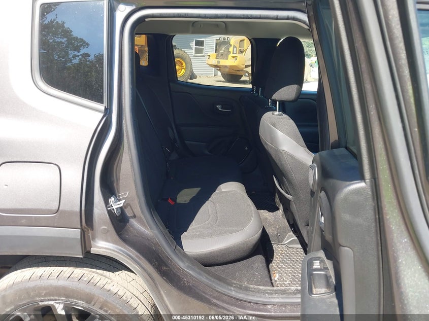 2017 Jeep Renegade VIN ZACCJBBB2HPF41402 IAAI salvage auction — LEFT SIDE, Salvage Title, sold $1,900 on 2026-07-06 (photo 8)