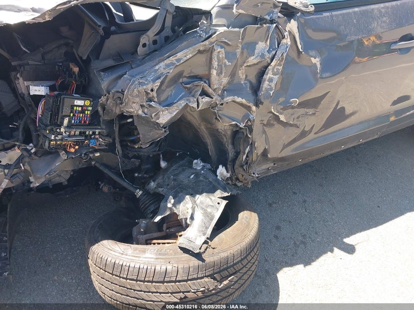 2018 Hyundai Tucson VIN KM8J2CA47JU769120 IAAI salvage auction — SIDE, Mv-907A (New York), sold $475 on 2026-07-30 (photo 6)