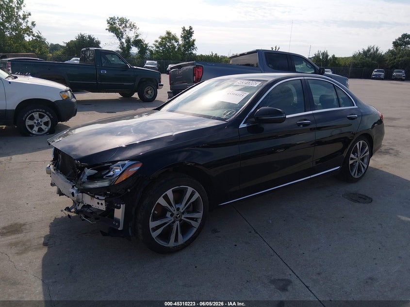 2018 Mercedes-benz C-klasse VIN WDDWF4KB7JR395540 IAAI salvage auction — SIDE, Salvage Title, sold $1,050 on 2026-07-28 (photo 2)