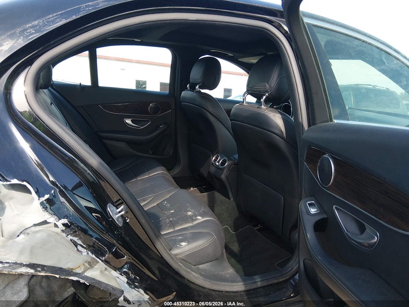 2018 Mercedes-benz C-klasse VIN WDDWF4KB7JR395540 IAAI salvage auction — SIDE, Salvage Title, sold $1,050 on 2026-07-28 (photo 8)