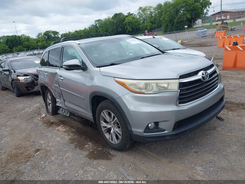 2015 Toyota Highlander VIN 5TDKKRFH7FS118167 IAAI salvage auction — RIGHT SIDE, Salvage (Tennessee), sold $6,650 on 2026-07-23 (photo 1)