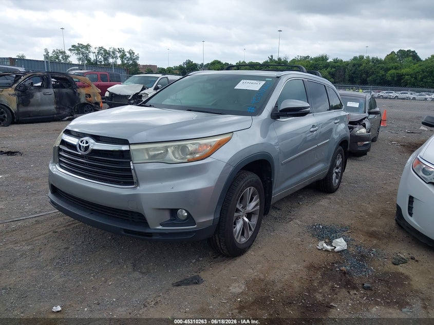 2015 Toyota Highlander VIN 5TDKKRFH7FS118167 IAAI salvage auction — RIGHT SIDE, Salvage (Tennessee), sold $6,650 on 2026-07-23 (photo 2)