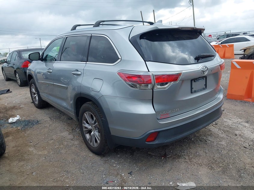 2015 Toyota Highlander VIN 5TDKKRFH7FS118167 IAAI salvage auction — RIGHT SIDE, Salvage (Tennessee), sold $6,650 on 2026-07-23 (photo 3)