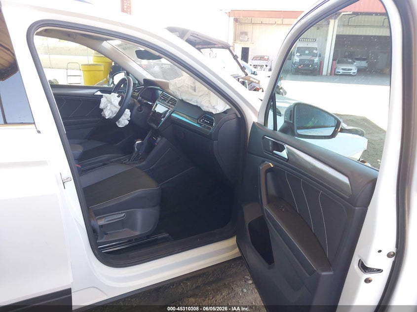 2023 Volkswagen Tiguan VIN 3VVNB7AX2PM034034 IAAI salvage auction — FRONT END, Salvage (Arizona), sold $7,100 on 2026-07-24 (photo 5)
