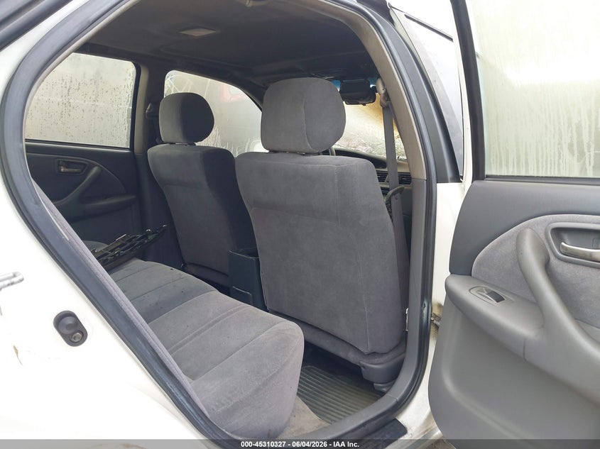 2001 Toyota Camry VIN JT2BG22K610594229 IAAI salvage auction — TOTAL BURN, Non-Repairable (Texas), sold $225 on 2026-07-17 (photo 8)