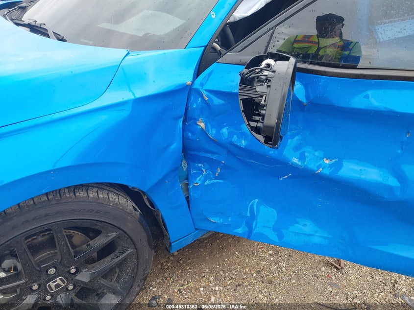 2026 Honda Civic VIN 19XFL2H89TE017348 IAAI salvage auction — SIDE, Salvage (Illinois), sold $8,600 on 2026-07-28 (photo 6)