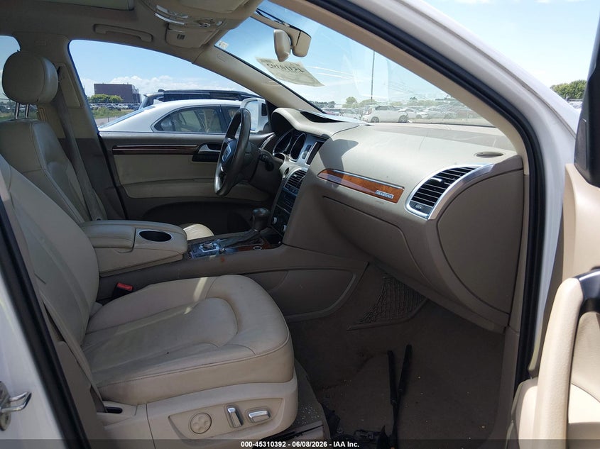 2014 Audi Q7 VIN WA1LGAFE8ED006933 IAAI salvage auction — FRONT END, Salvage Title, sold $1,325 on 2026-07-27 (photo 5)