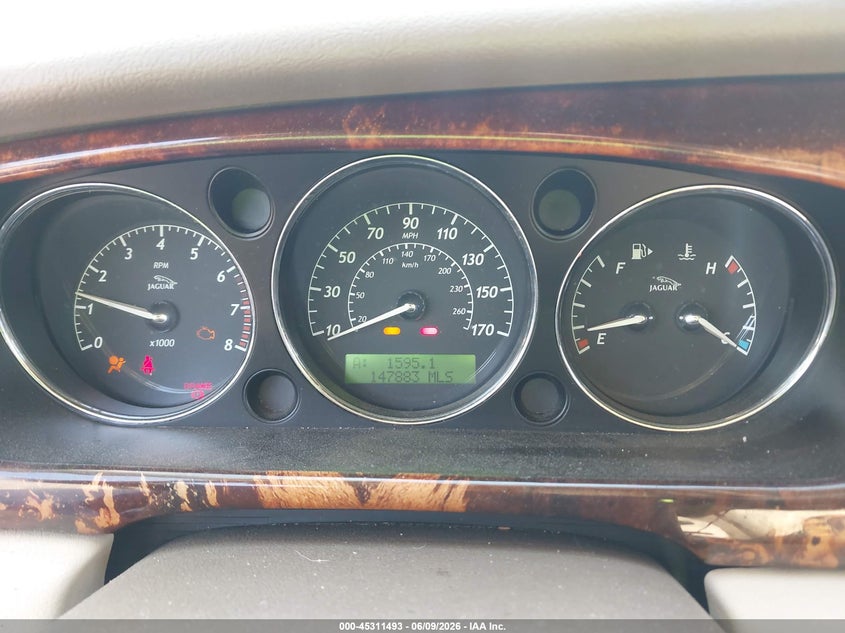 2005 Jaguar Xj series VIN SAJWA79CX5SG37491 IAAI salvage auction — LEFT FRONT, Salvage (South Carolina), sold $525 on 2026-07-08 (photo 7)