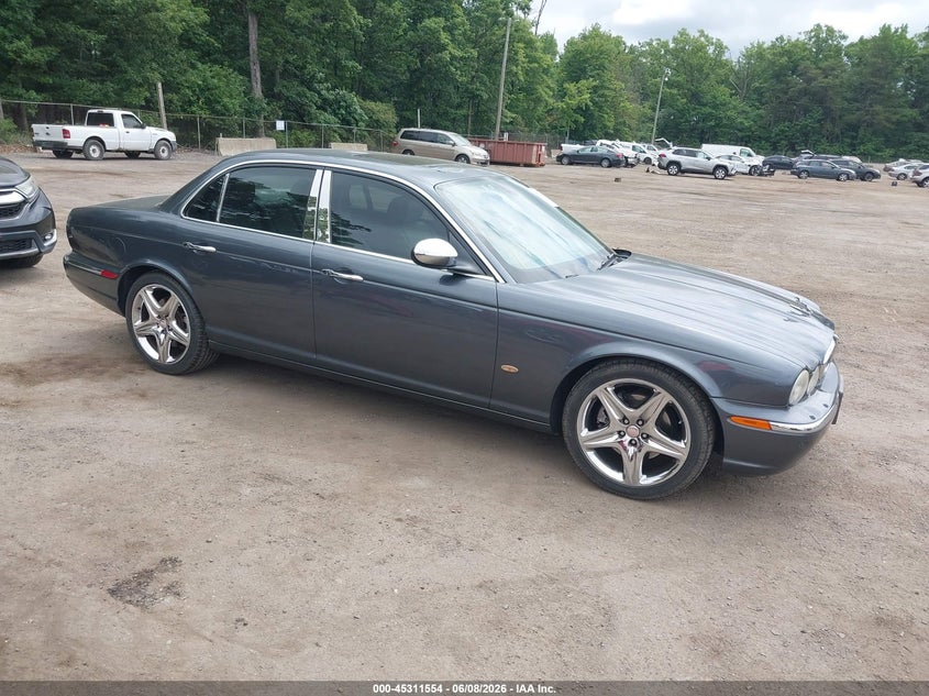 2007 Jaguar Xj VIN SAJWA71B77SH17143 IAAI salvage auction — FRONT END, Salvage - Greater Than 75% (Maryland), sold $550 on 2026-07-09 (photo 1)