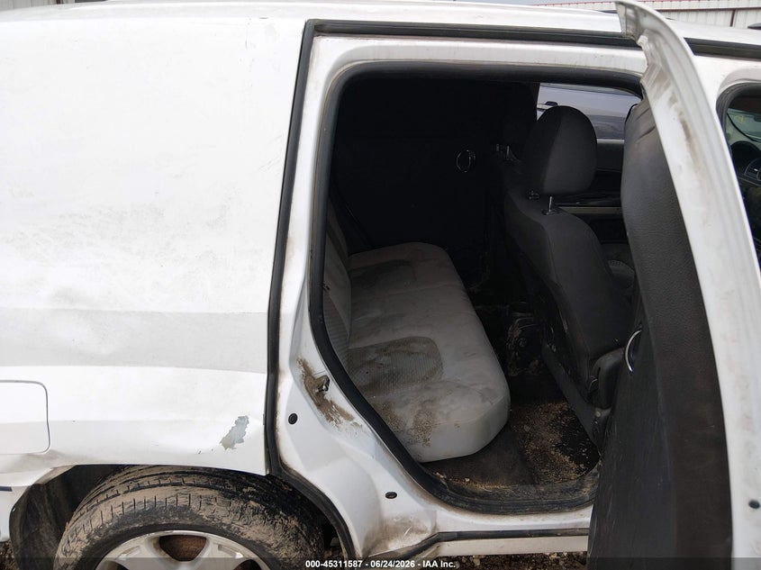 2009 Chevrolet Hhr VIN 3GCCA85B89S619230 IAAI salvage auction — NORMAL WEAR, Nrc Lienholder Repossession Paperwork (Arkansas), sold $175 on 2026-07-09 (photo 8)