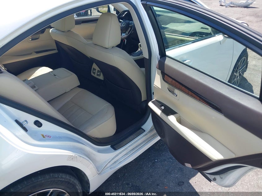 2016 Lexus ES VIN JTHBK1GG2G2238294 IAAI salvage auction — FRONT END, Salvage Title, sold $3,900 on 2026-07-14 (photo 8)