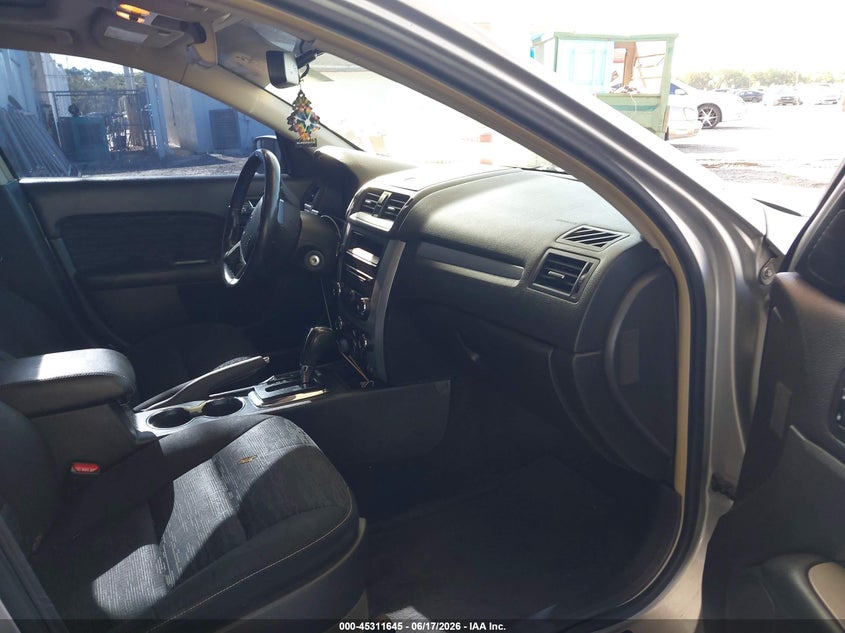 2012 Ford Fusion VIN 3FAHP0HA7CR124840 IAAI salvage auction — FRONT END, Clear (Florida), sold $225 on 2026-07-23 (photo 5)